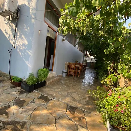 Πανσιόν Seli Μπεράτ