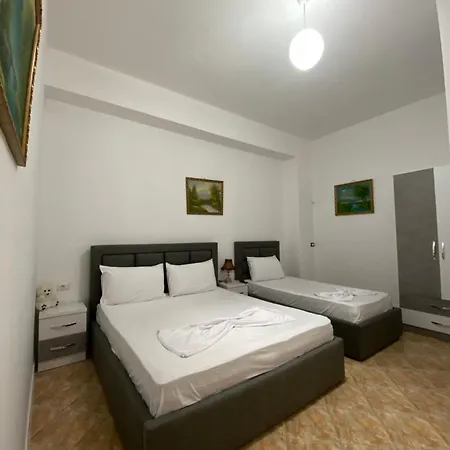 Seli Μπεράτ